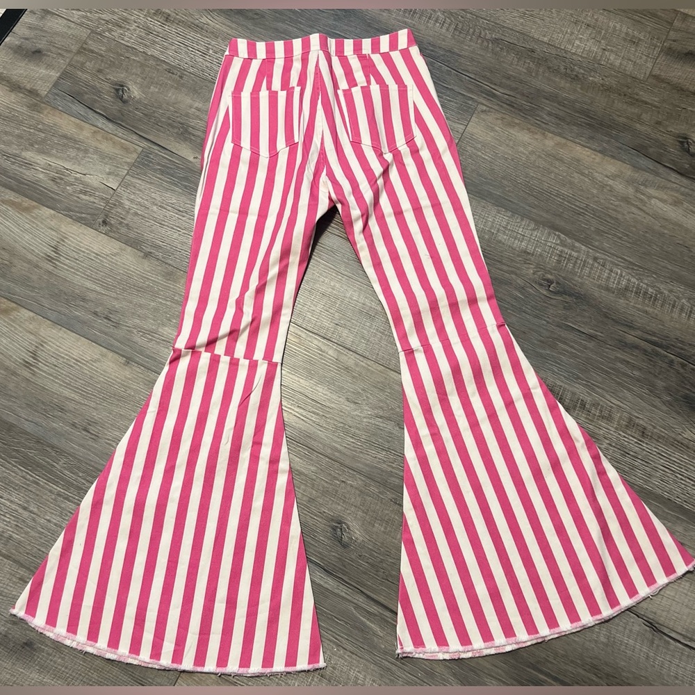 Peach Love California Pink and White Striped Flares Size Medium - Picture 6 of 7